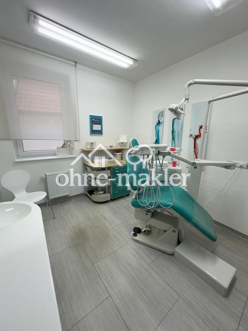 Bahndlungszimmer 3
