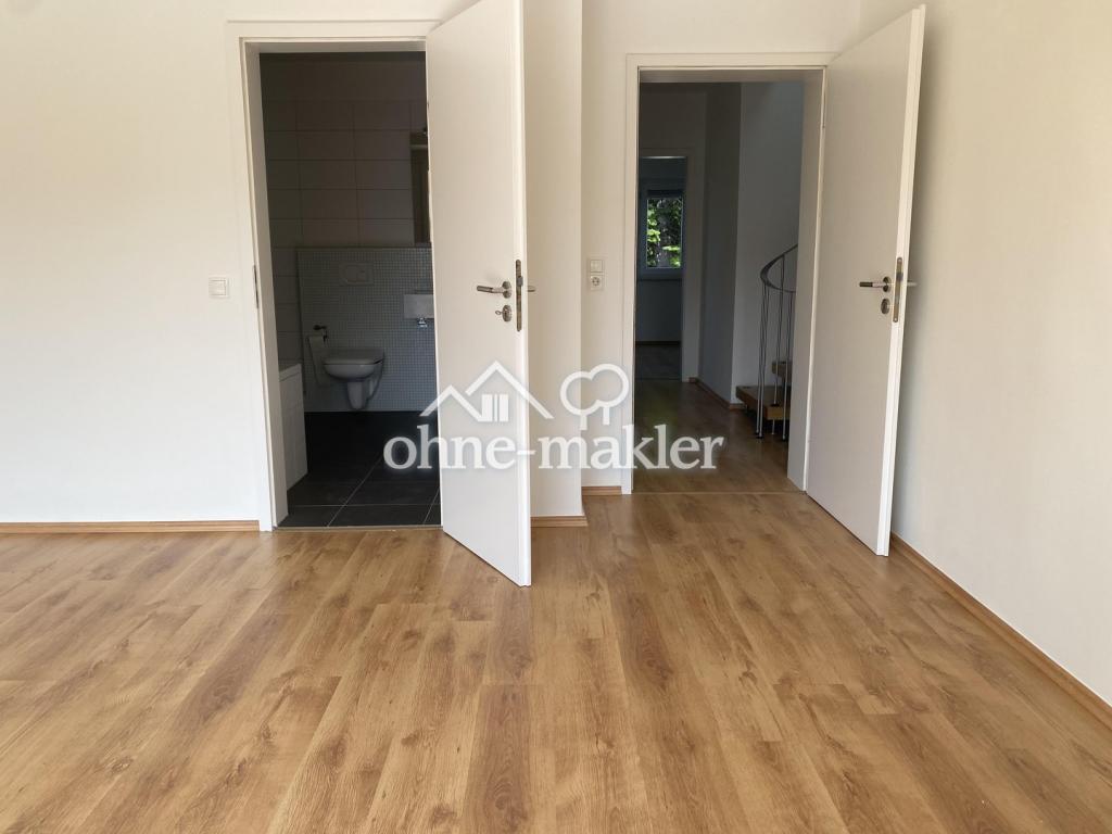 Zugang Bad & Flur Schlafzimmer