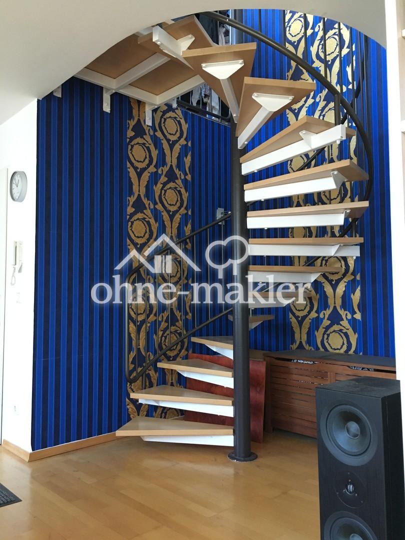 Maisonette mit Versace...