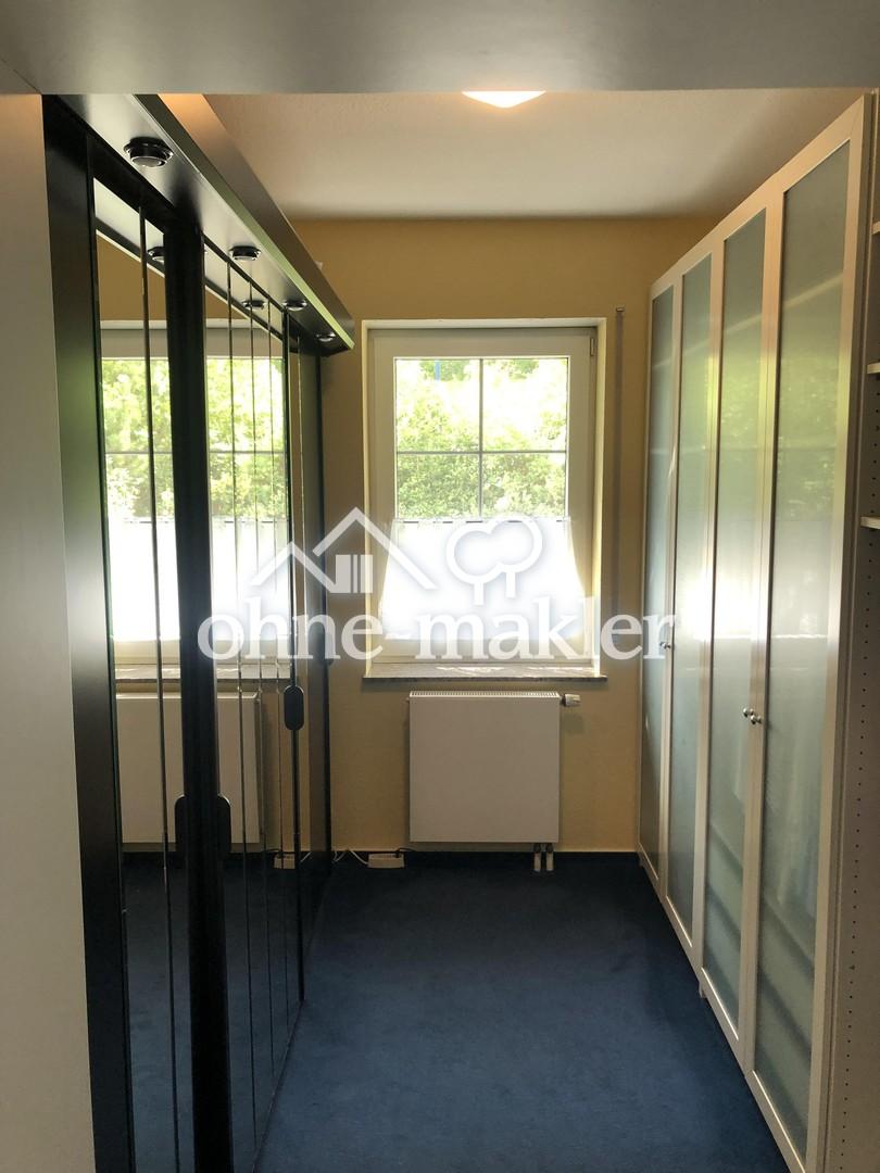 Ankleidezimmer EG