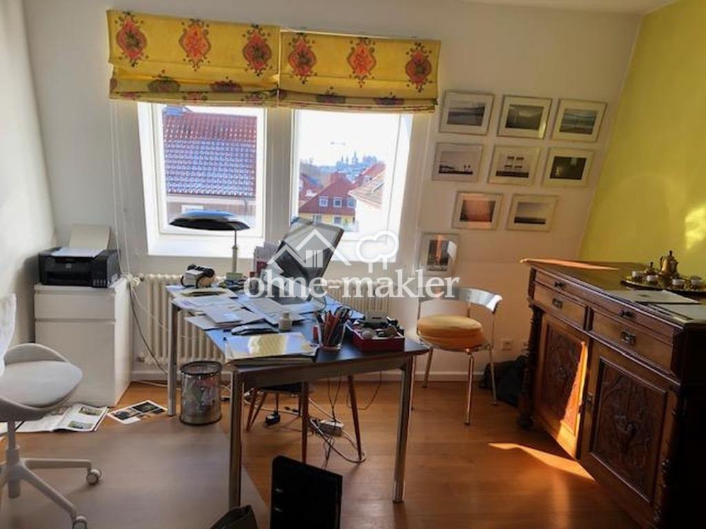 Arbeitszimmer unten
