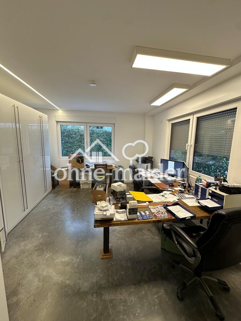Büro 1