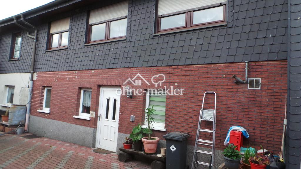 hinteres Haus ( Leerstand )