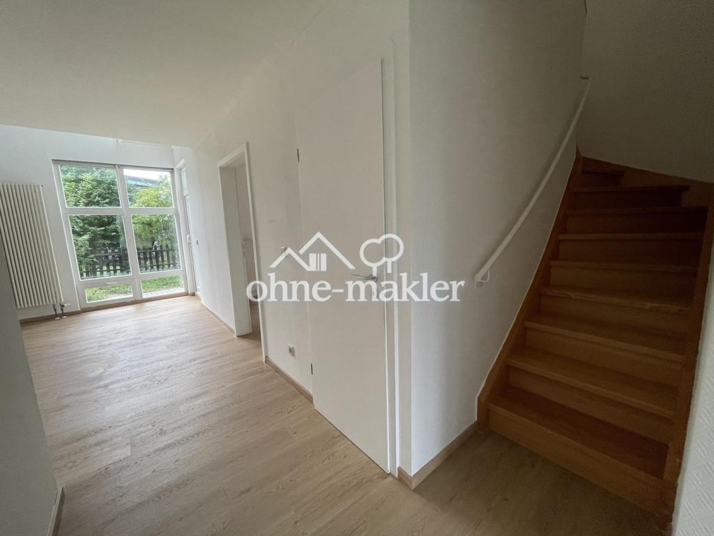 Flur, Treppe nach oben