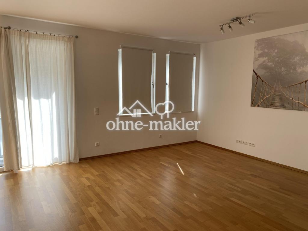 Wohnzimmer/living room