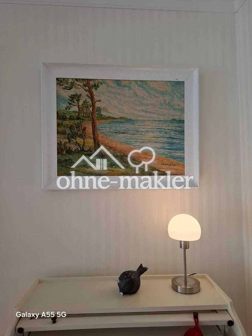 Sekretär im Wohnzimmer