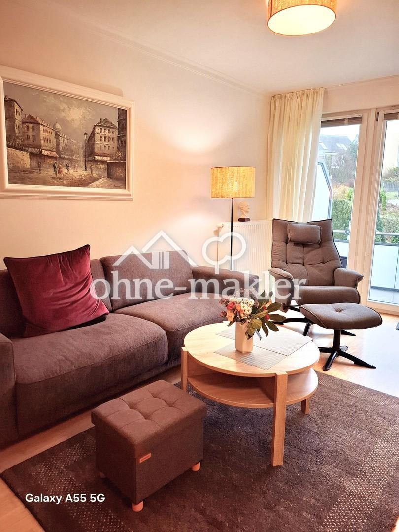 Wohnzimmer mit Couch