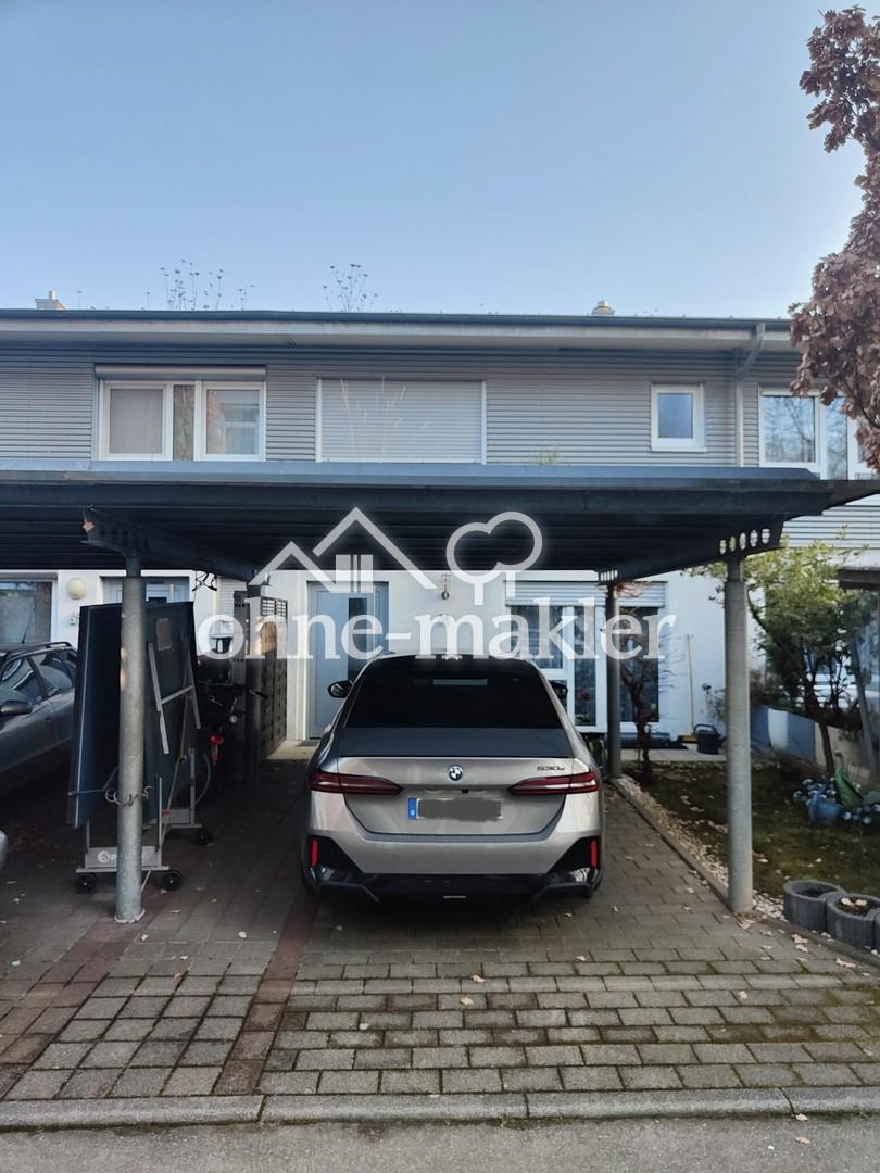 Carport & Eingang