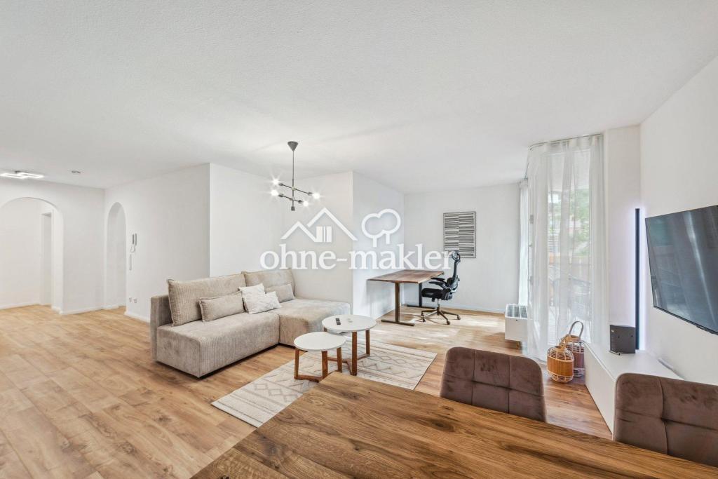 Exklusiv möblierte und renovierte Wohnung, EBK, Balkon und Tiefgaragenstellplatz - Foto 1