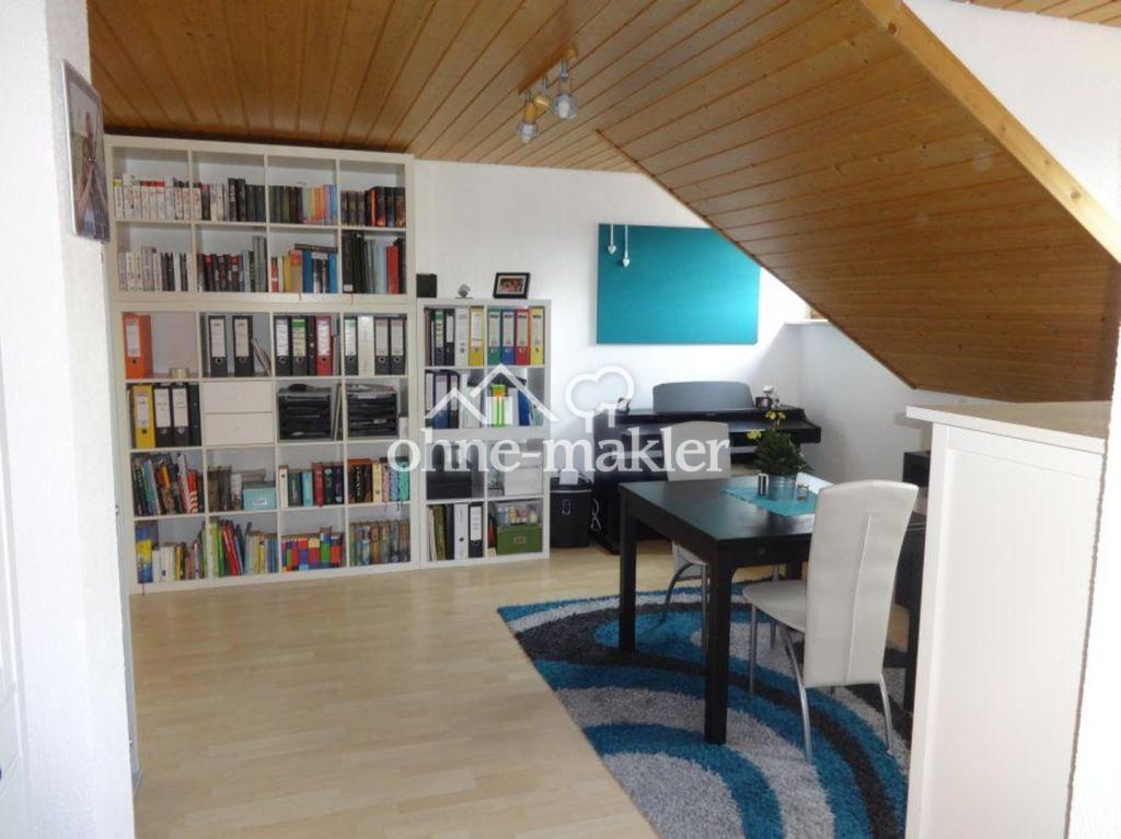 Arbeitsraum oder Esszimmer