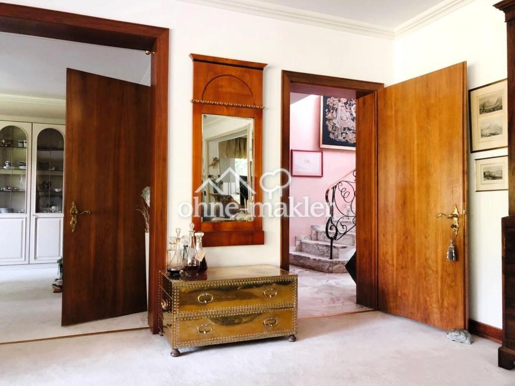 Wohnzimmer zum Flur EG