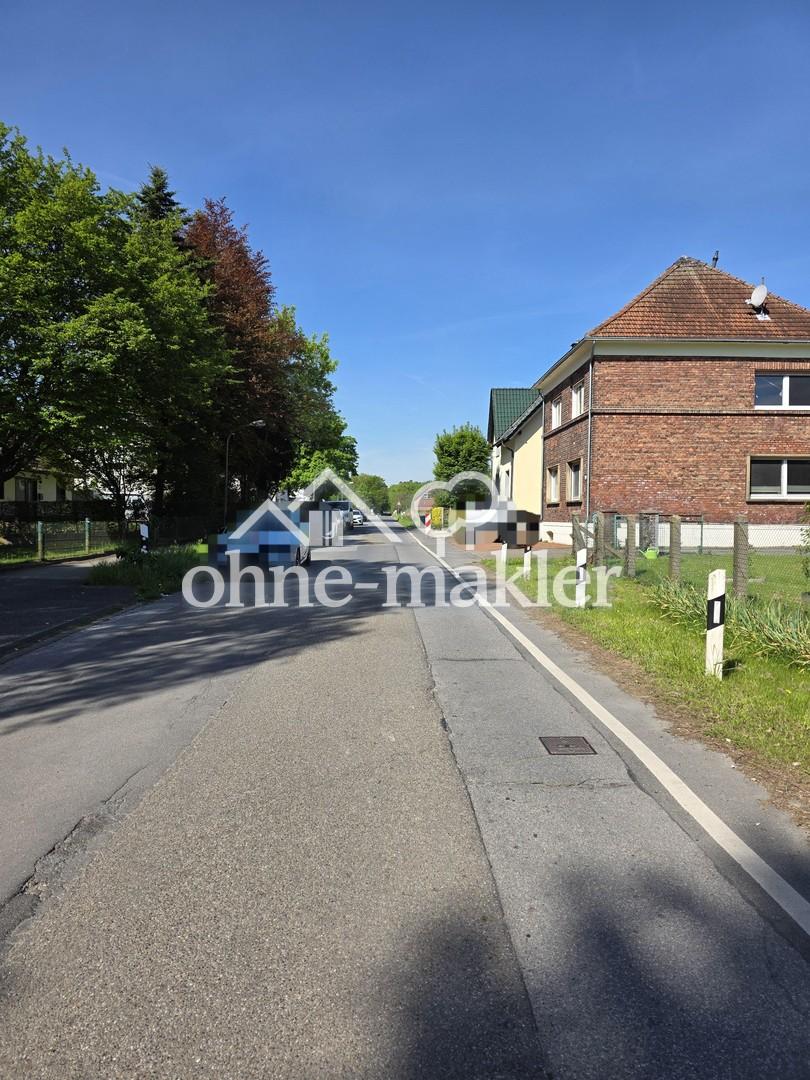 Straße rauf...