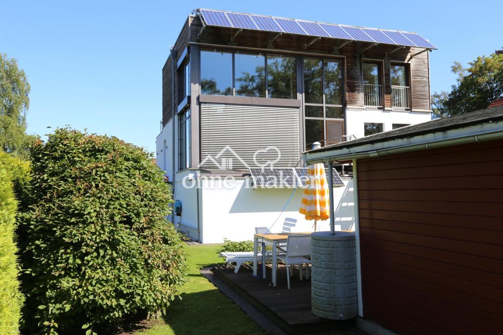 Blick aus dem Garten