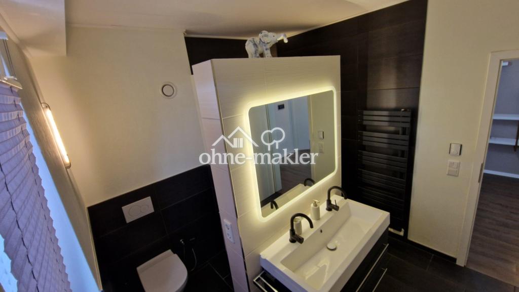 Badezimmer OG 1