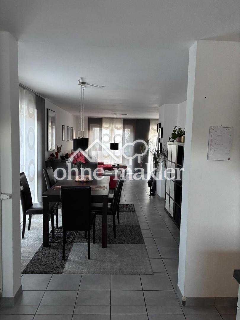 Ess-/ Wohnzimmer
