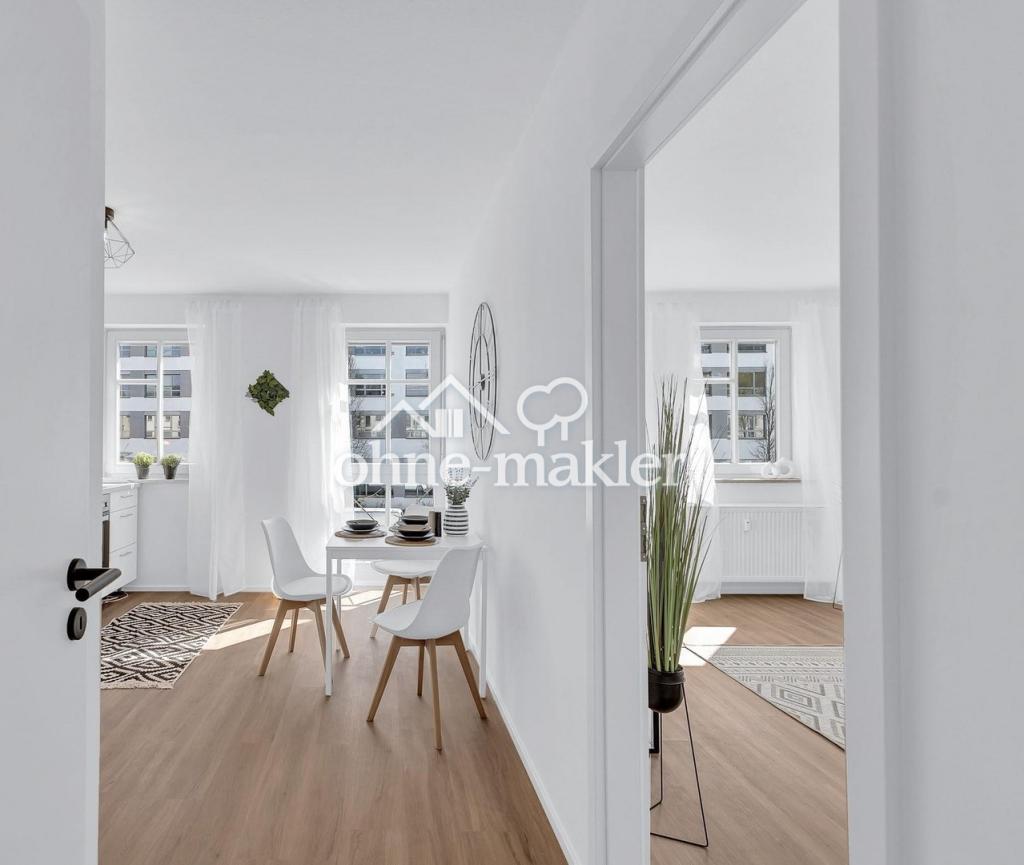 Küche und Esszimmer