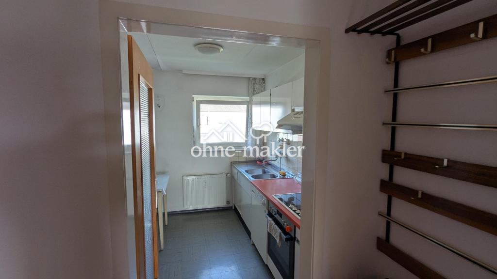 Küche und Garderobe