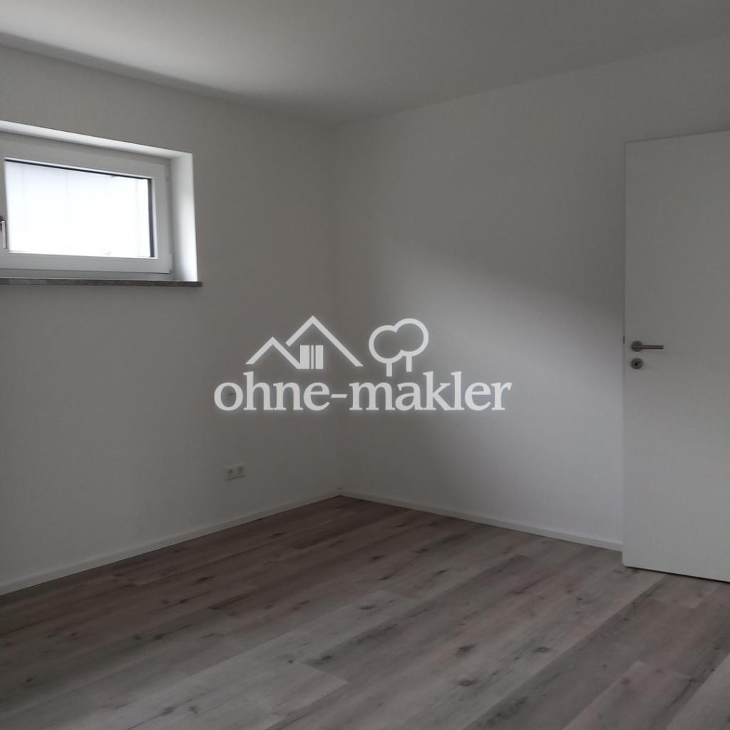 kleines Zimmer/Schlafzimmer