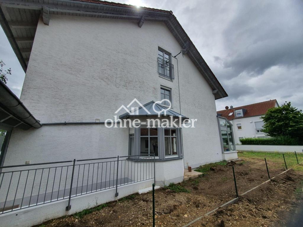 Haus Westansicht