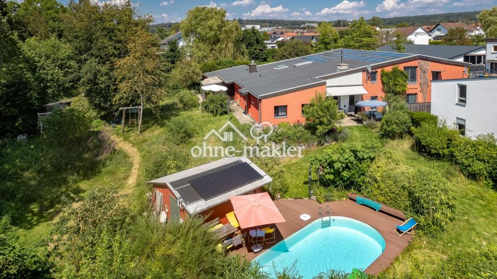 Gartenseite, mit Pool & Sauna