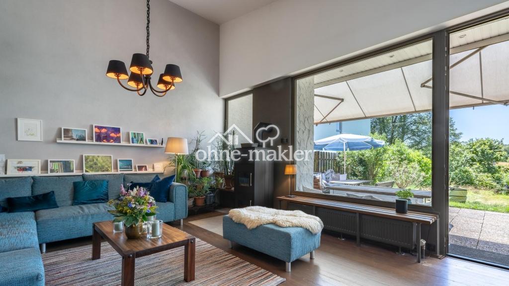 Wohnzimmer mit Terrasse