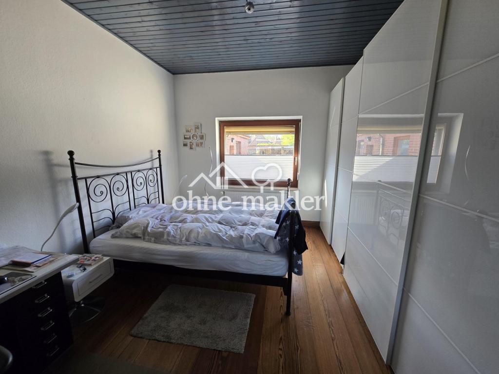 Schlafzimmer unten