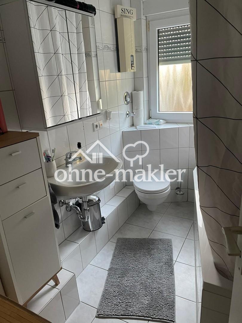 Badezimmer mit Badewanne