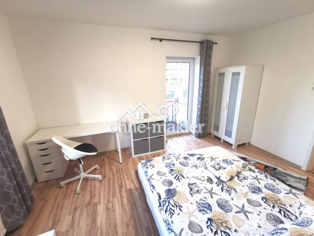 Schlafzimmer 1