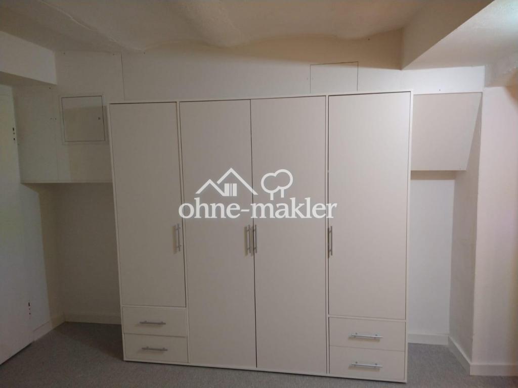 Schrank Schlafzimmer