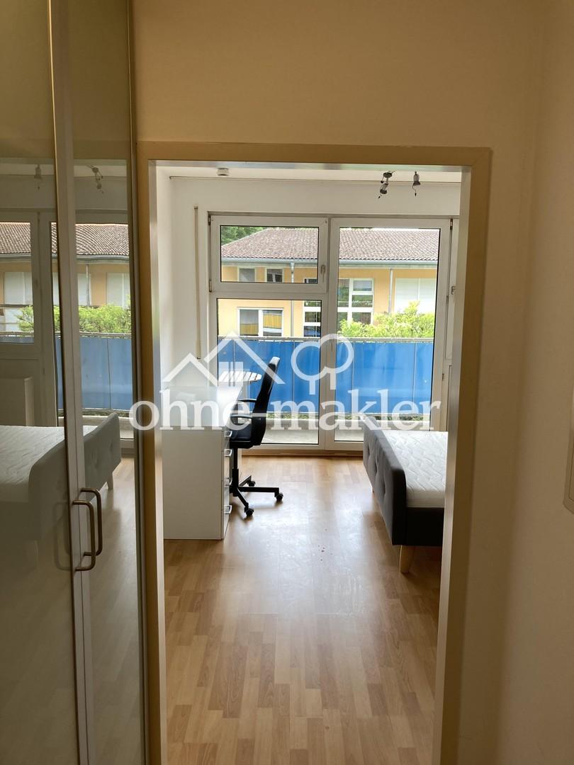 Möblierte 1-Zimmer-Wohnung mit Balkon & TG-Stellplatz in Regensburg - Foto 2