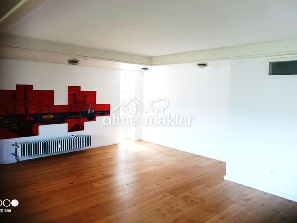 Wohnzimmer mit Küche