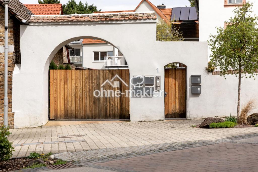 Straßenansicht