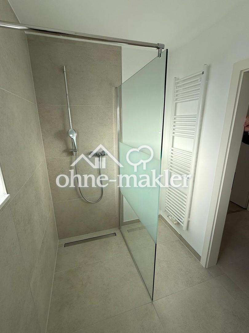 Dusche Bad EG