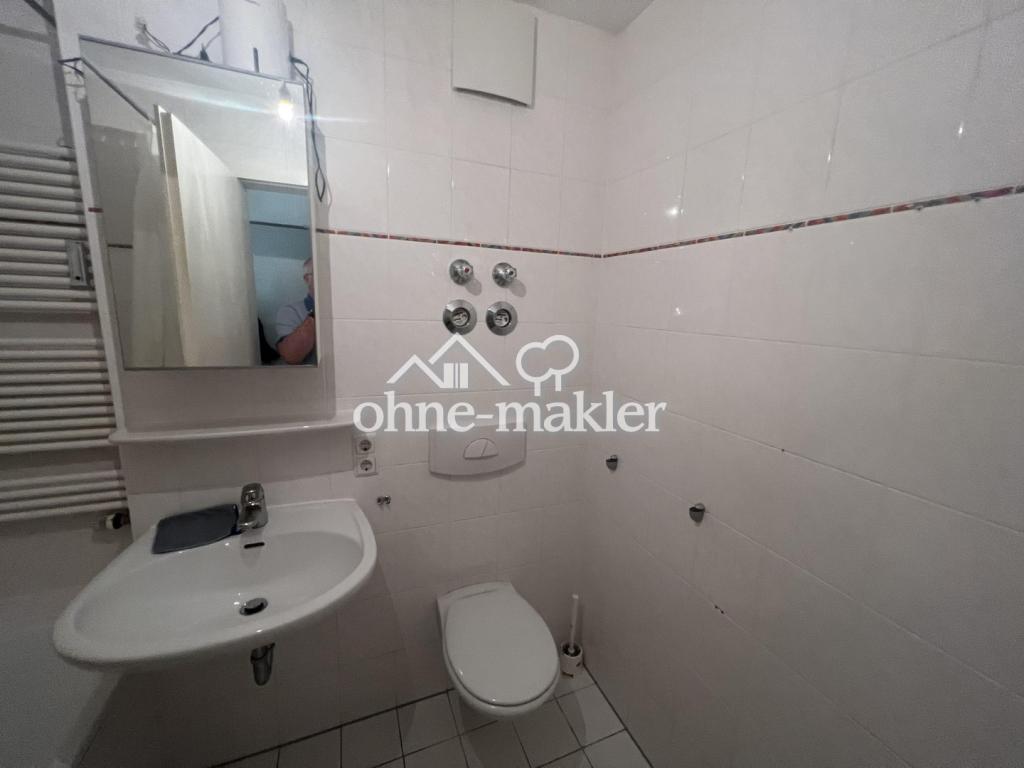 Maxvorstadt: Ruhige 1-Zimmer-Gartenwohnung in Toplage – nur 3 Min. zur U-Bahn! - Photo 5