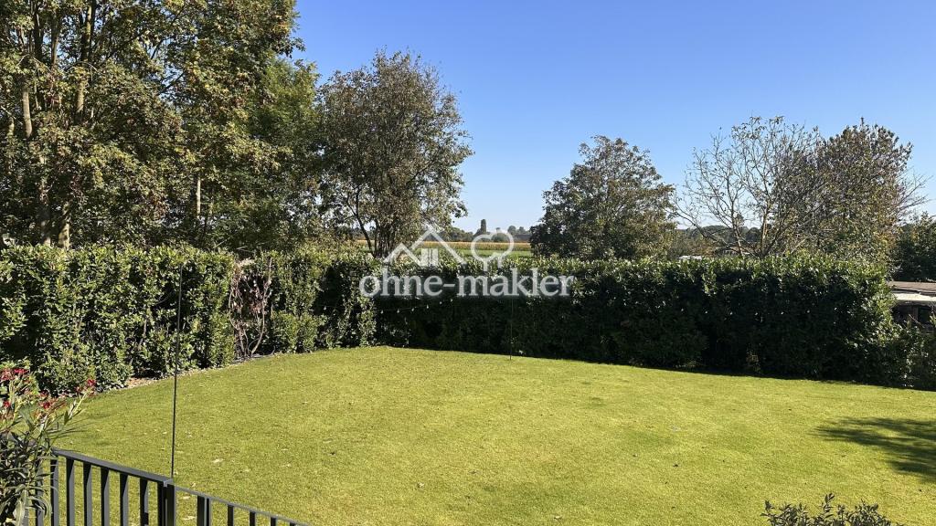 Garten blick auf Felder