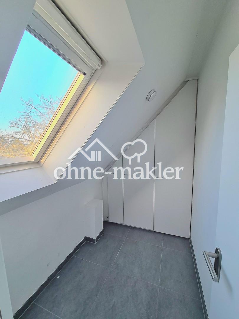 Kleiner Raum im OG