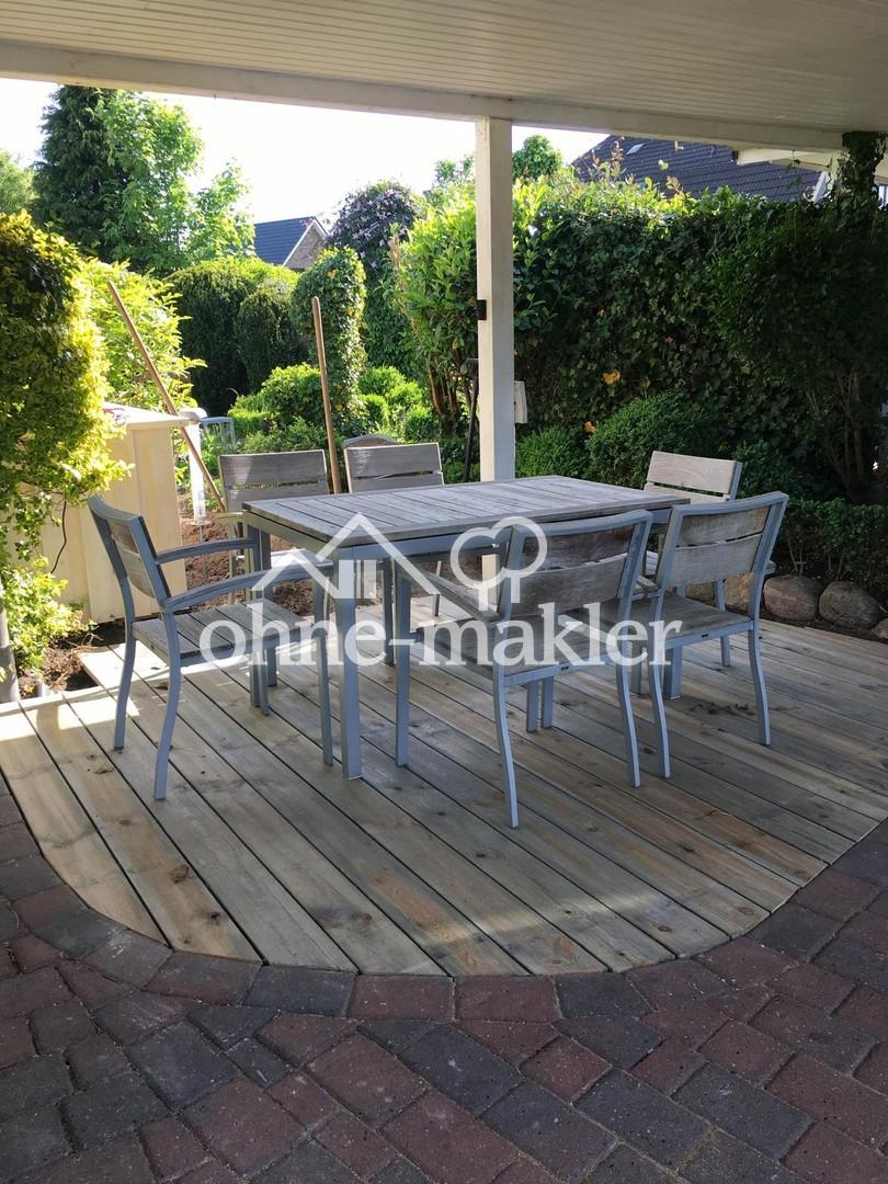 überdachte Terrasse an Küche
