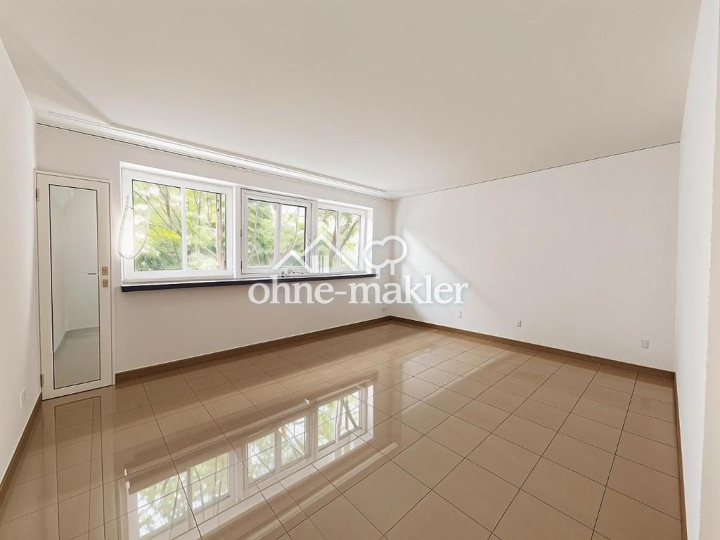 Wohnzimmer (leer)