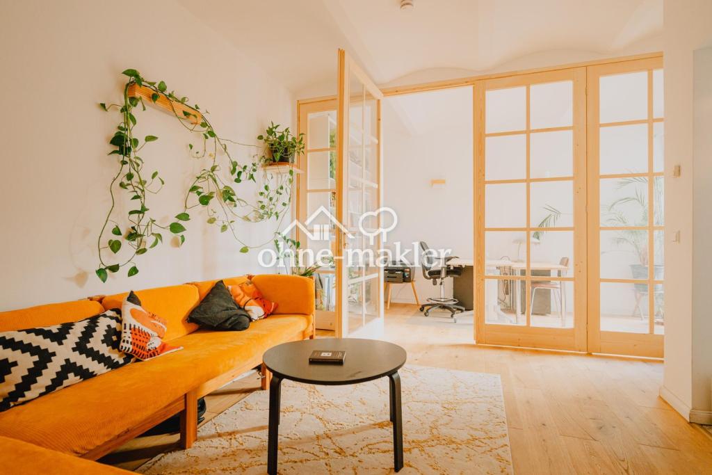 Wohnzimmer und Büro