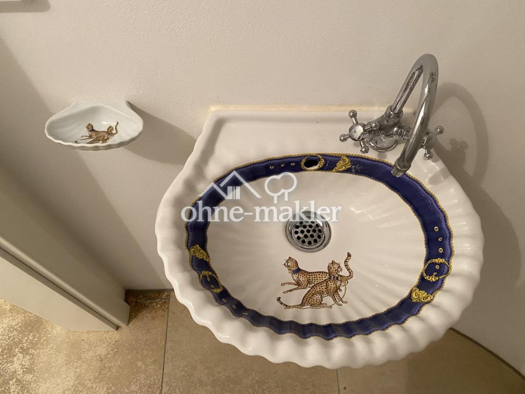 1754669599_99775881.jpg