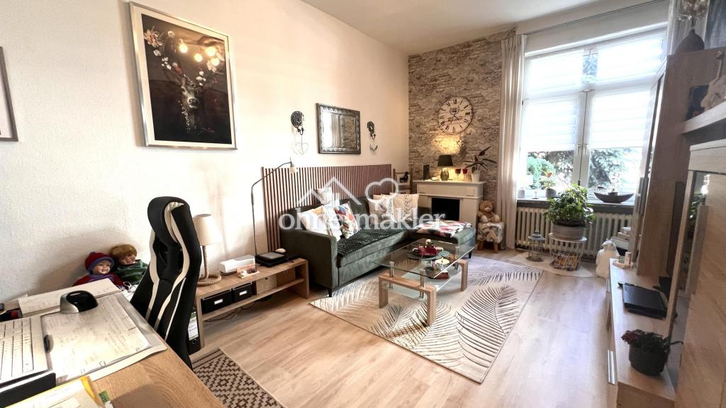 Charmante 3-Zimmer-Erdgeschosswohnung mit Balkon in Hanau - Photo 1