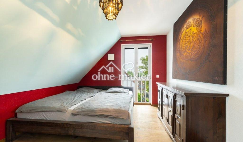 Schlafzimmer 2 OG