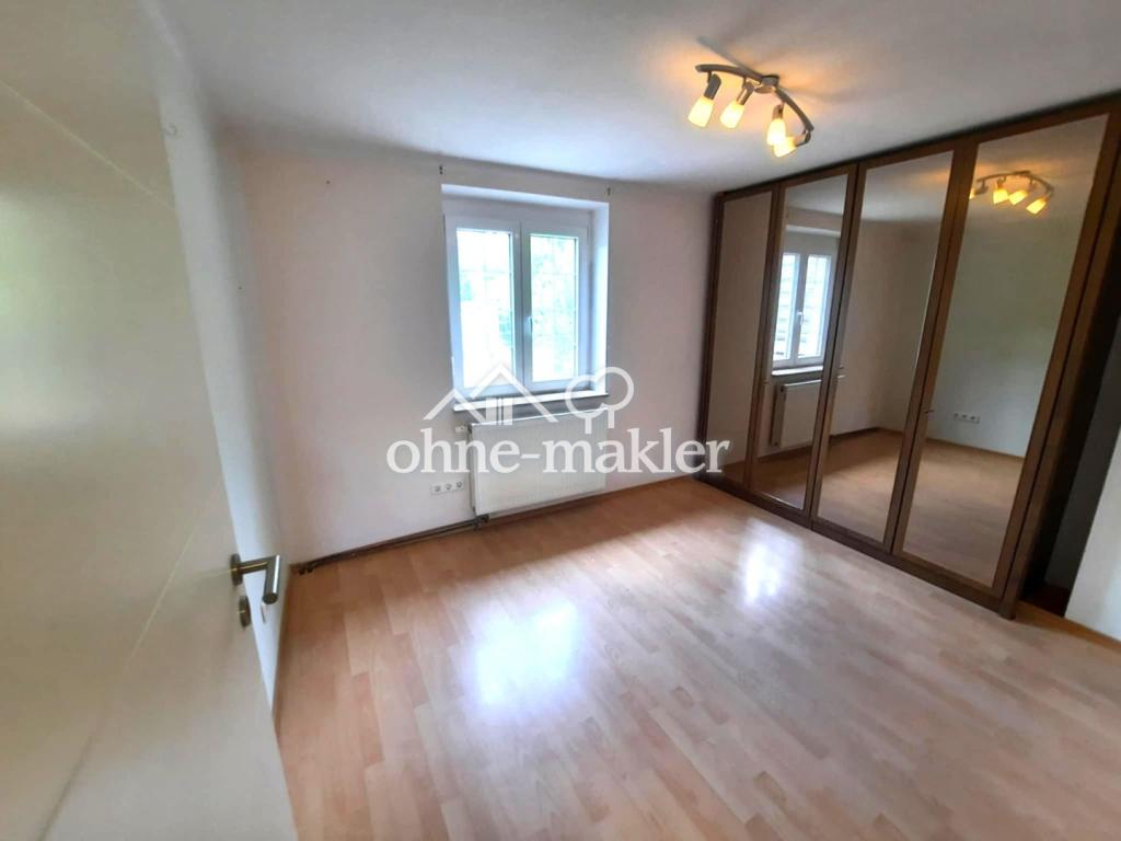 Schlafzimmer - OG