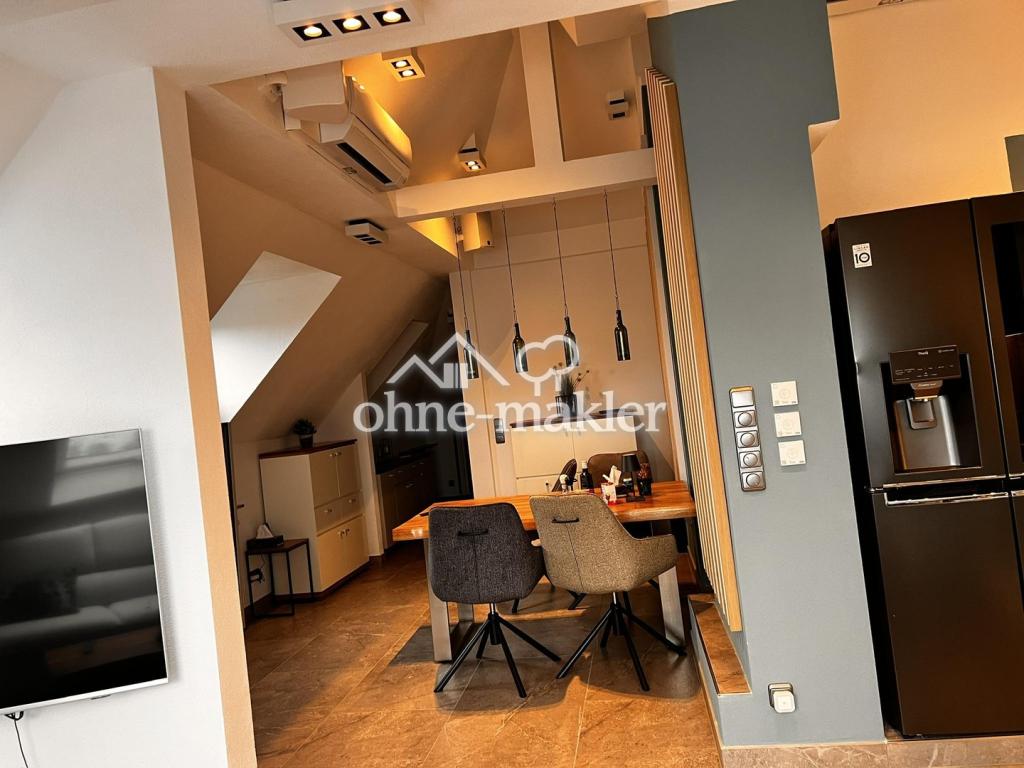 Attraktive voll möblierte 2-Zimmer-Dachgeschosswohnung inkl. TG und Keller U Bahn Harras - Foto 3