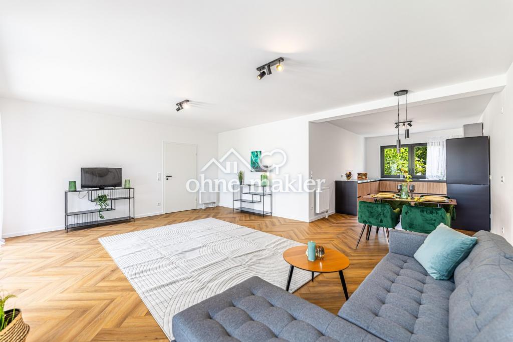 Wohnzimmer mit Küche EG