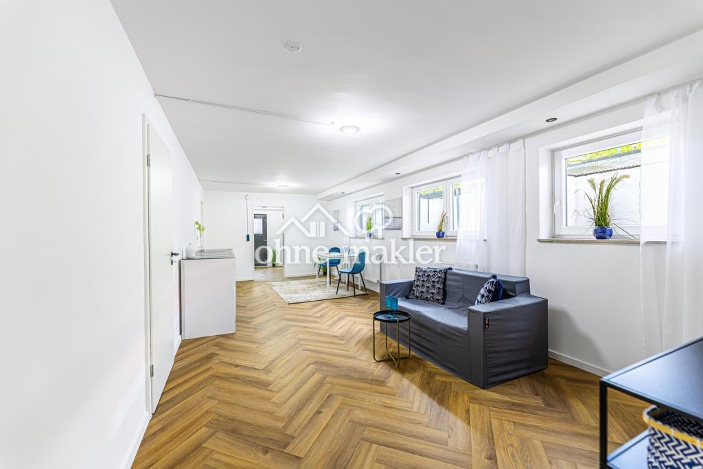 Helles Wohnzimmer im UG