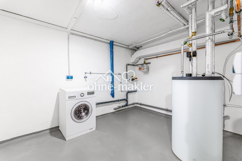 Waschküche, Warmwasserspeicher