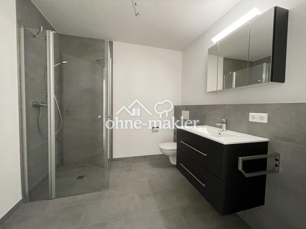 Ansprechende 2-Zimmer-Wohnung mit Balkon & Einbauküche in Unterdietfurt - Photo 2