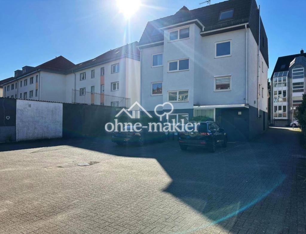 Hinterhof mit Stellplatz