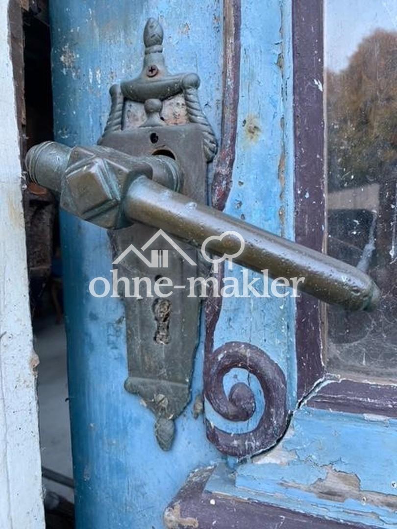 300 Jahre alte Haustür
